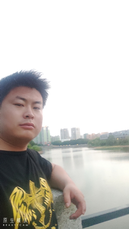 小海的第二张照片--广安闪婚服务中心