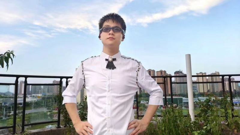 小帅的第一张照片--广安闪婚服务中心